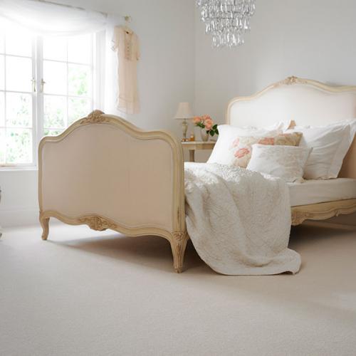 Carpet for bedrooms, living rooms and hallways